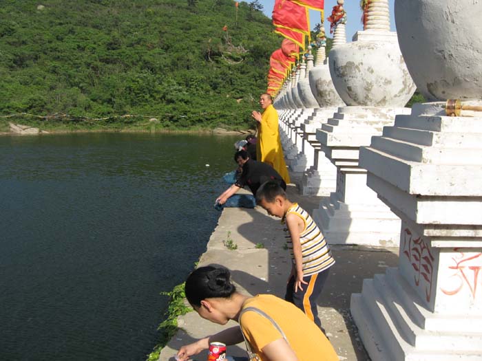 Ƭ 056.jpg